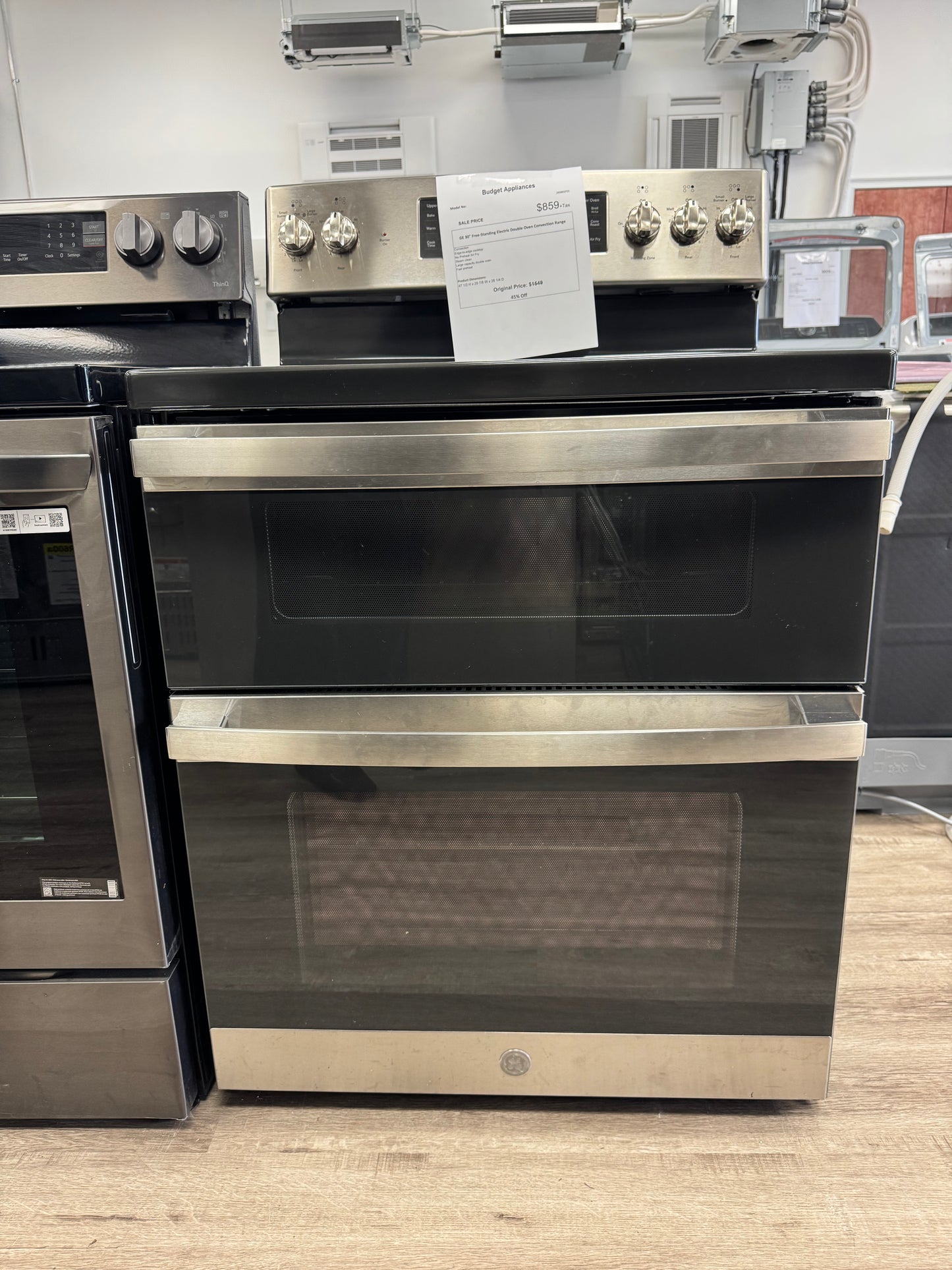 GE 30’’ Free -Standing Electric Double Oven Convection Range