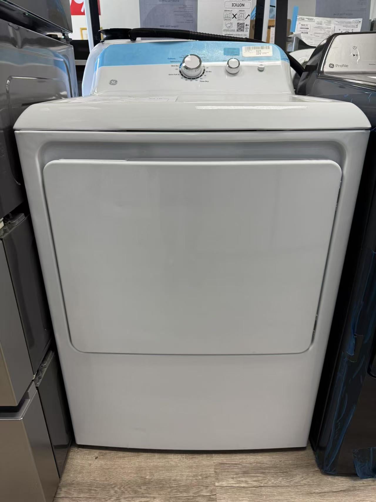 GE 27'' Electric Dryer