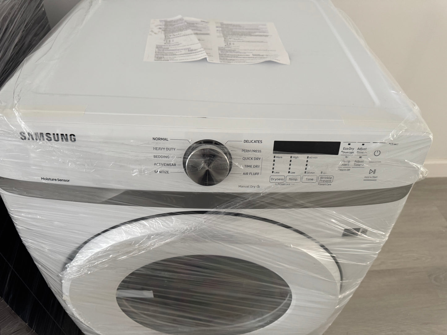 Samsung 7.5 cu. ft. Stackable Vented Electric Dryer with Sensor Dry in White