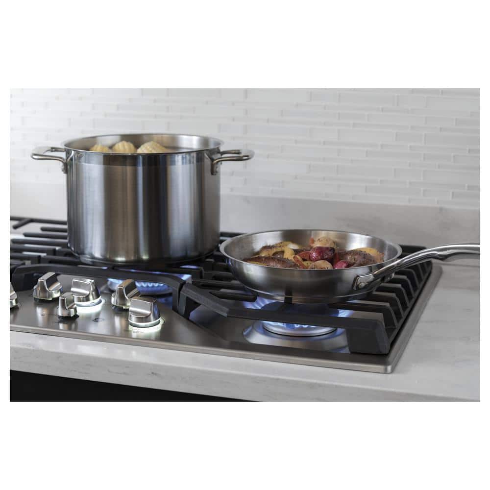 Profile 36 In. Gas Cooktop in Stainless Steel with 5 Burners Including Power Boil Burners