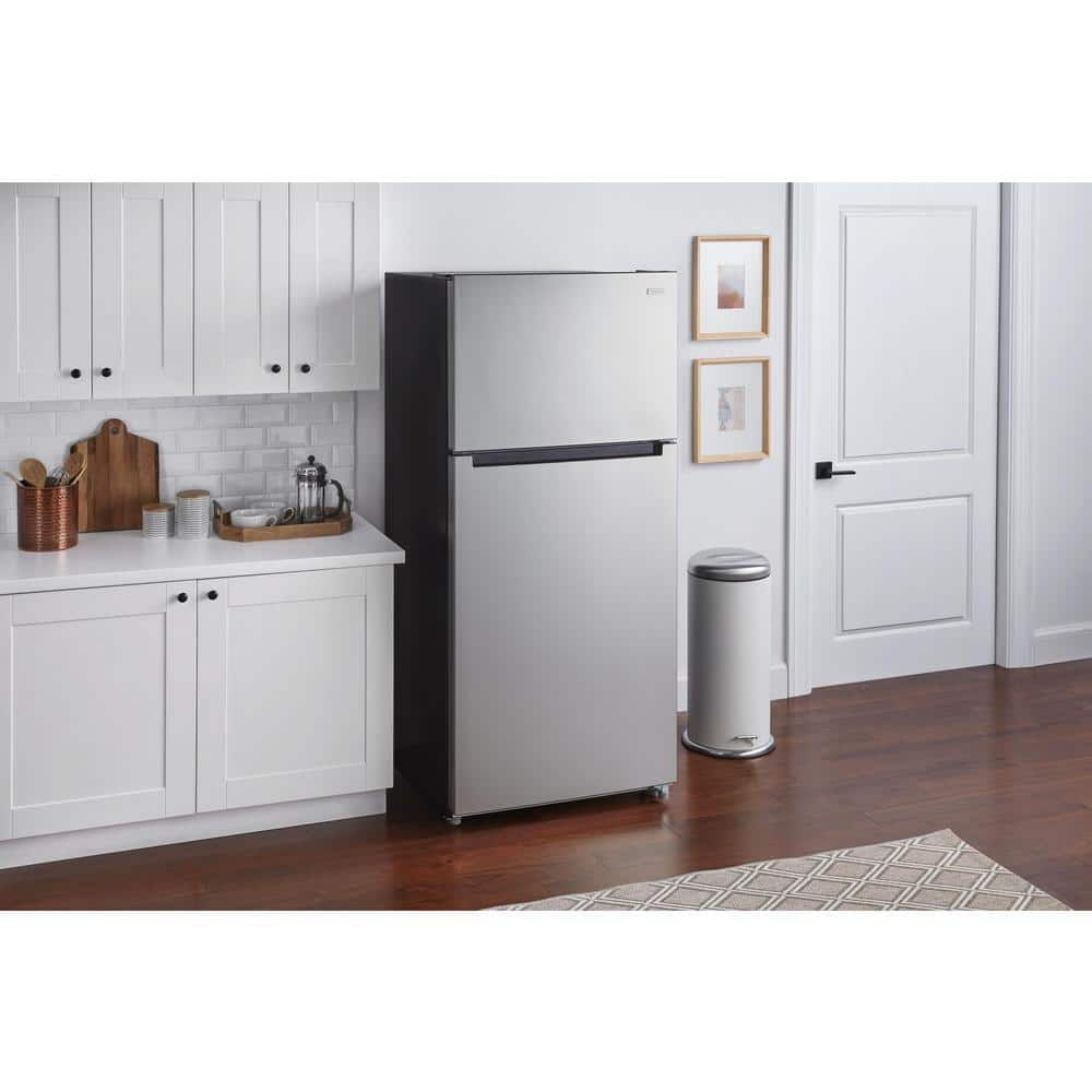 18 Cu. Ft. Top Freezer Refrigerator in Stainless Steel Look