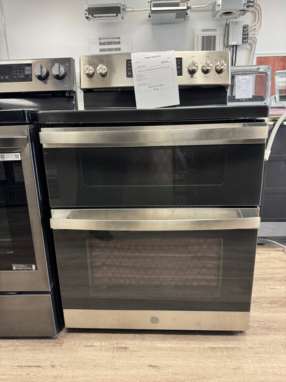 GE 30’’ Free -Standing Electric  Double Oven Convection Range