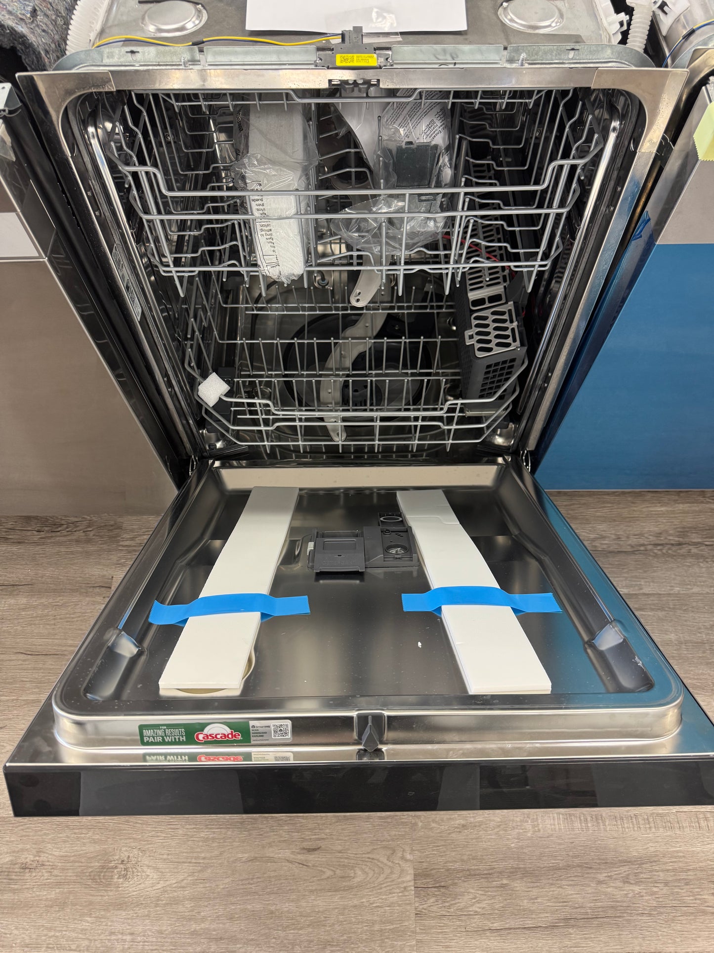 GE 24 Inch Dishwasher With Sanitize Cycle