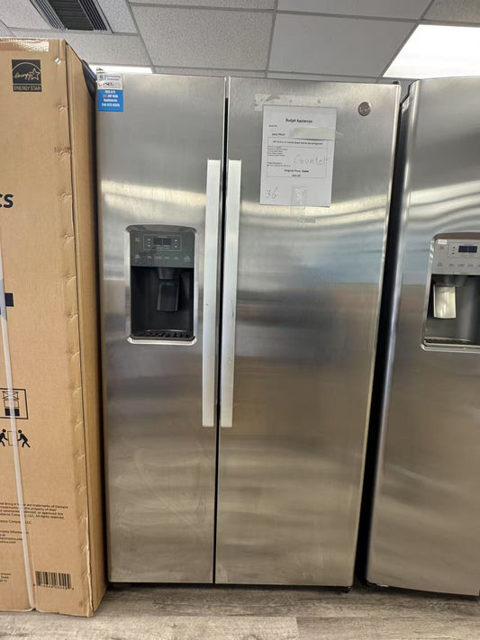 GE 21.9 Cu . Ft. Counter - Depth Side - By-Side Refrigerator