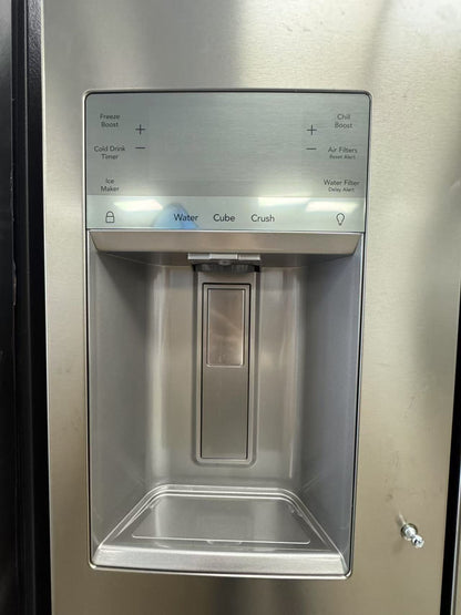 Frigidaire Gallery 22 Cu . Ft . Counter - Depth 4-Door French Door Refrigerator