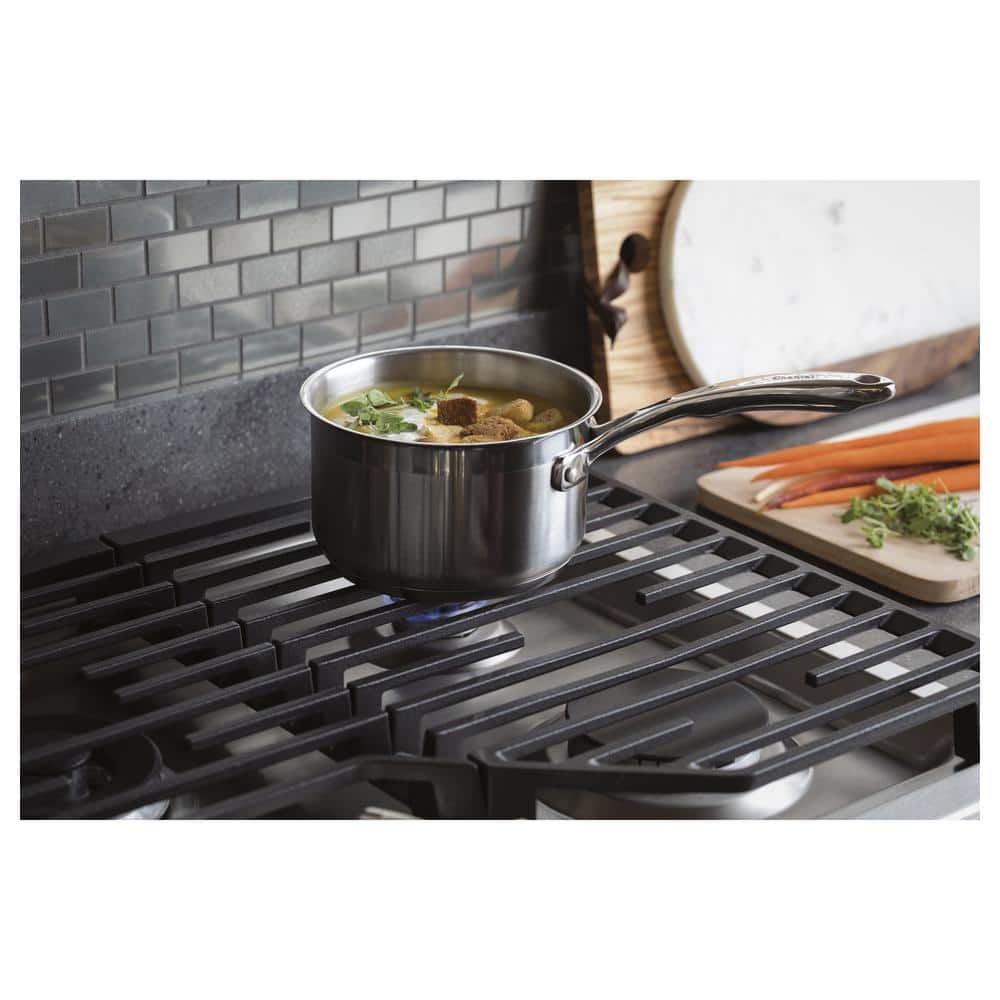 Profile 36 In. Gas Cooktop in Stainless Steel with 5 Burners Including Power Boil Burners