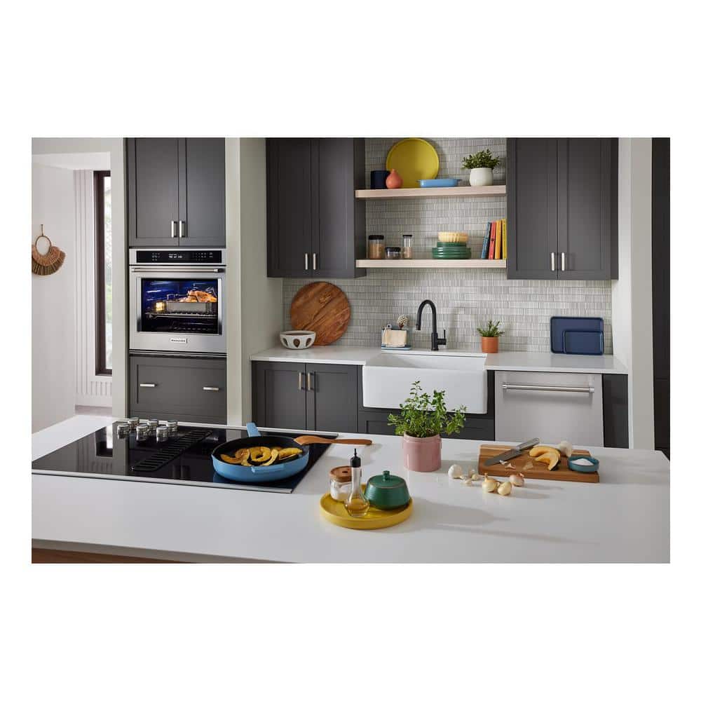 30 In. Single Electric Wall Oven with Convection Self-Cleaning in Stainless Steel
