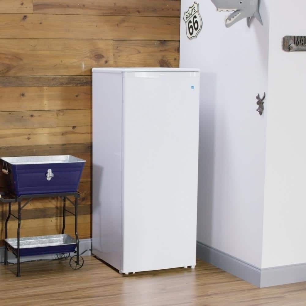 Designer 24 In. W 11.0 Cu. Ft. Freezerless Refrigerator in White, Counter Depth
