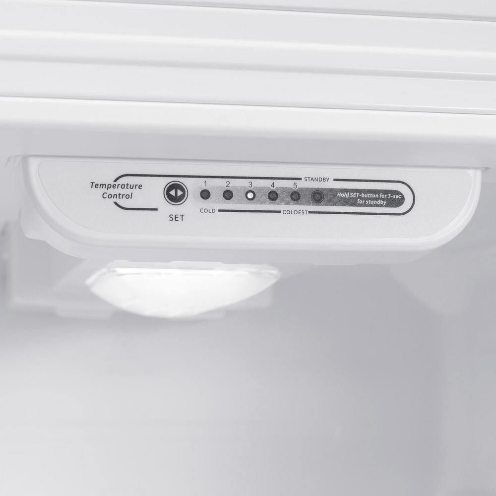 18 Cu. Ft. Top Freezer Refrigerator DOE in White